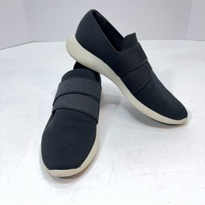 Vince Fashion Tennis Shoes Sneakers Womens Size 7.5